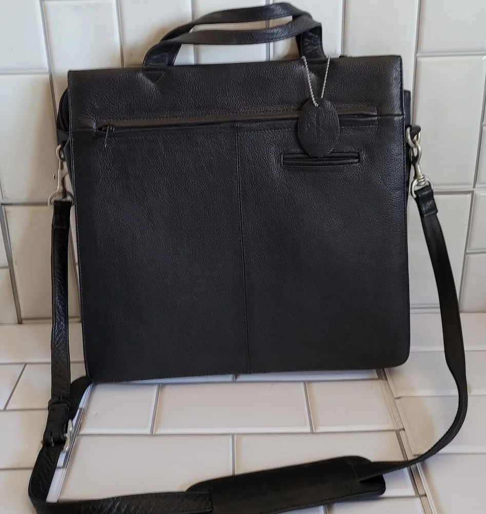 Medium Size Leather Briefcase Laptop Carrying Bag  Rectangular Shape Det…